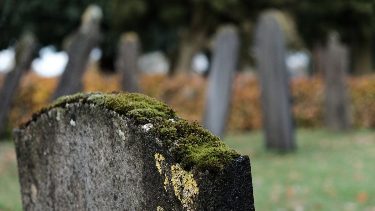 Detail Gravestone Images Nomer 48