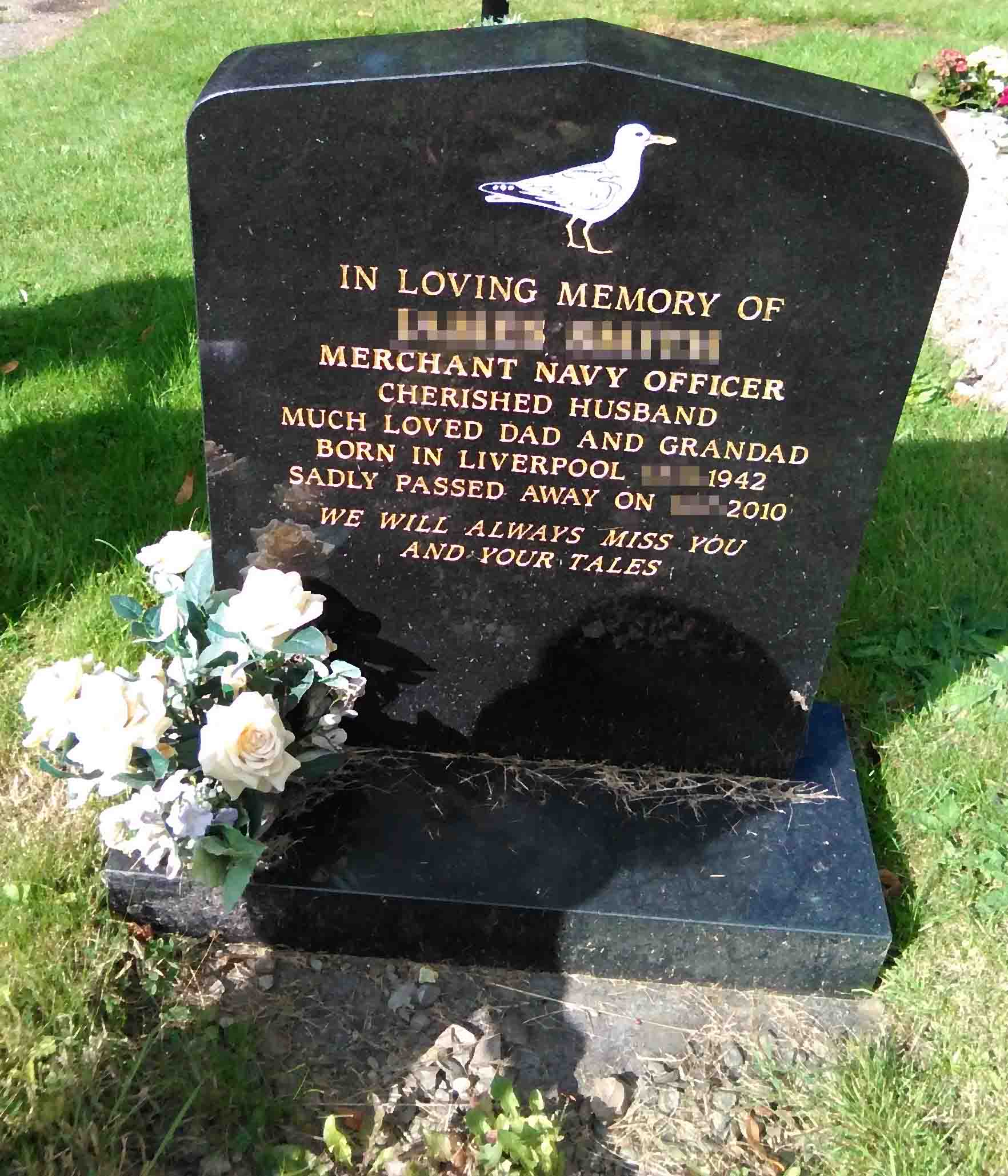 Detail Gravestone Pics Nomer 39