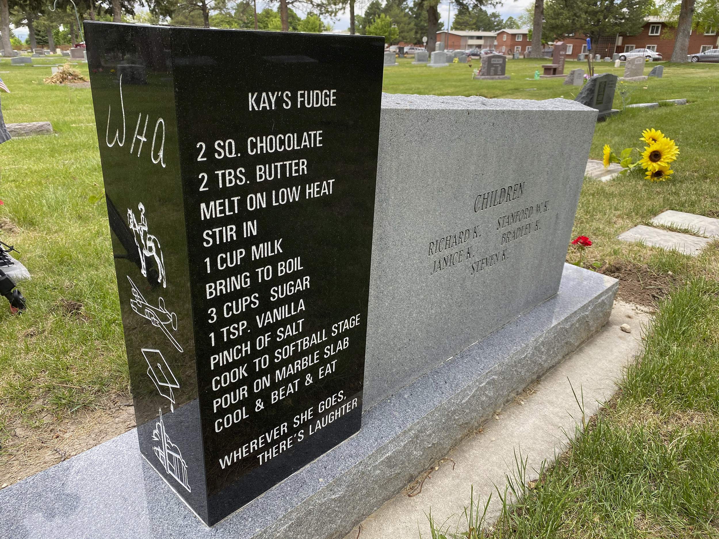 Detail Gravestone Pics Nomer 45
