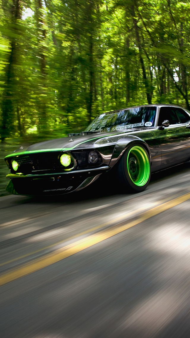 Detail Green Car Wallpaper Nomer 18