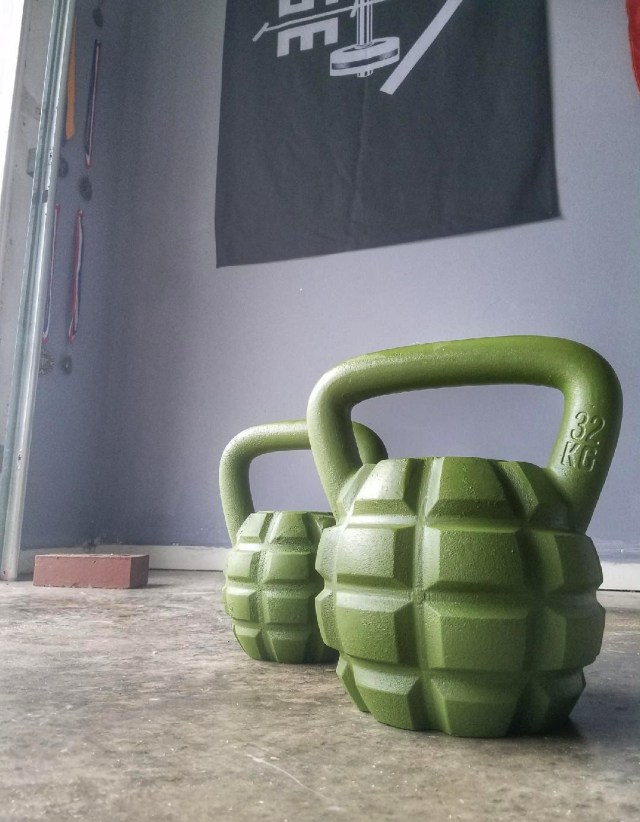 Detail Grenade Kettlebell Nomer 4