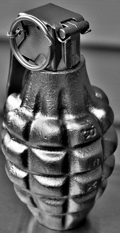Detail Grenade Wallpapers Nomer 15