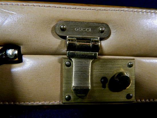 Detail Gucci Backgammon Nomer 51