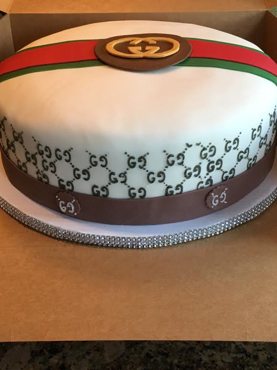 Detail Gucci Birthday Cake Designs Nomer 32