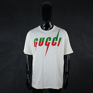 Detail Gucci Blade Print T Shirt Nomer 36