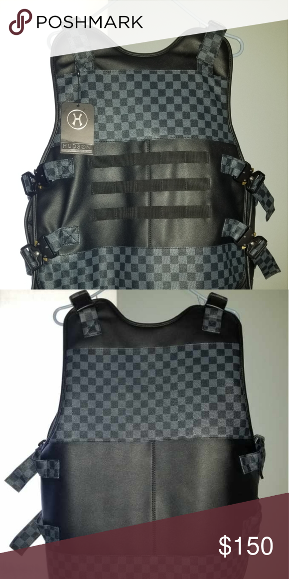 Detail Gucci Bulletproof Vest Nomer 8