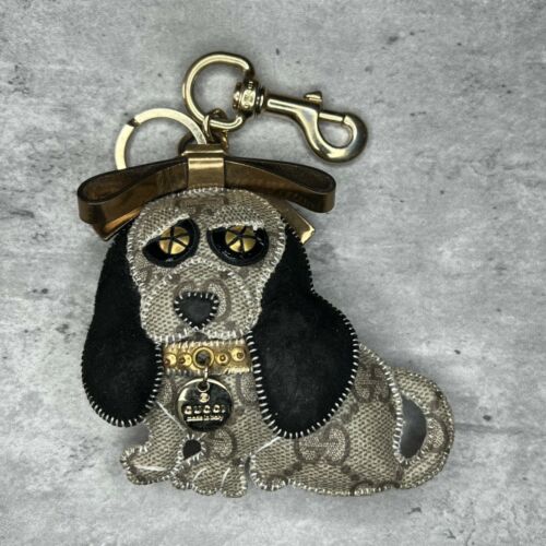 Detail Gucci Dog Keychain Nomer 40