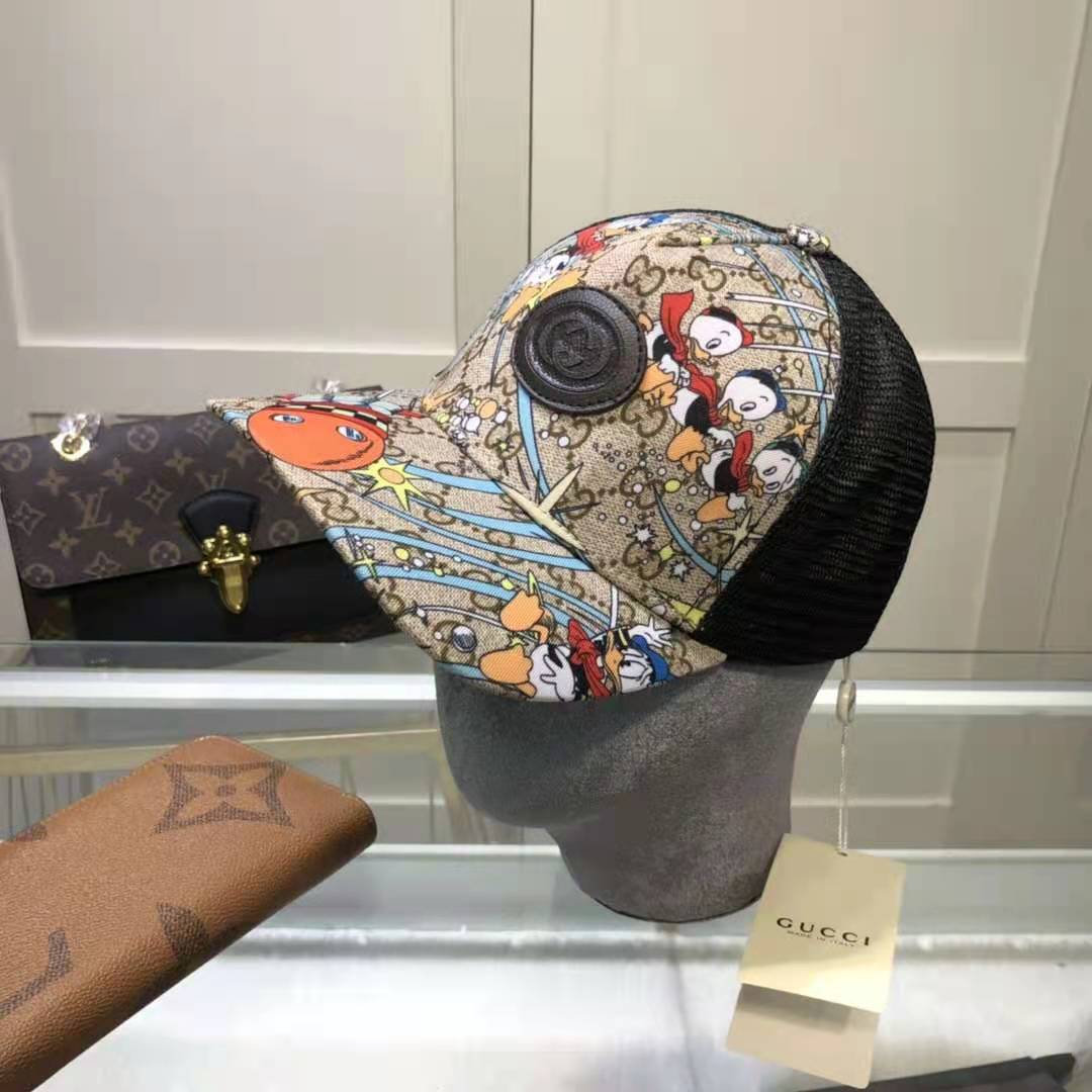 Detail Gucci Donald Duck Cap Nomer 44