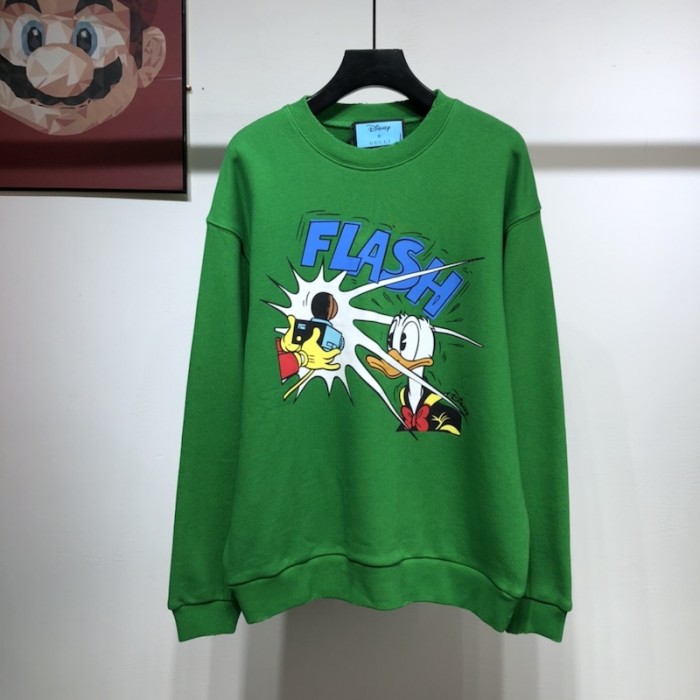 Detail Gucci Donald Duck Sweater Nomer 39