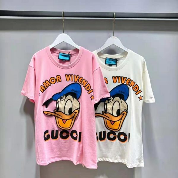 Detail Gucci Donald Duck T Shirt Nomer 41