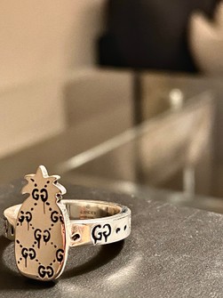 Detail Gucci Ghost Pineapple Ring Nomer 28