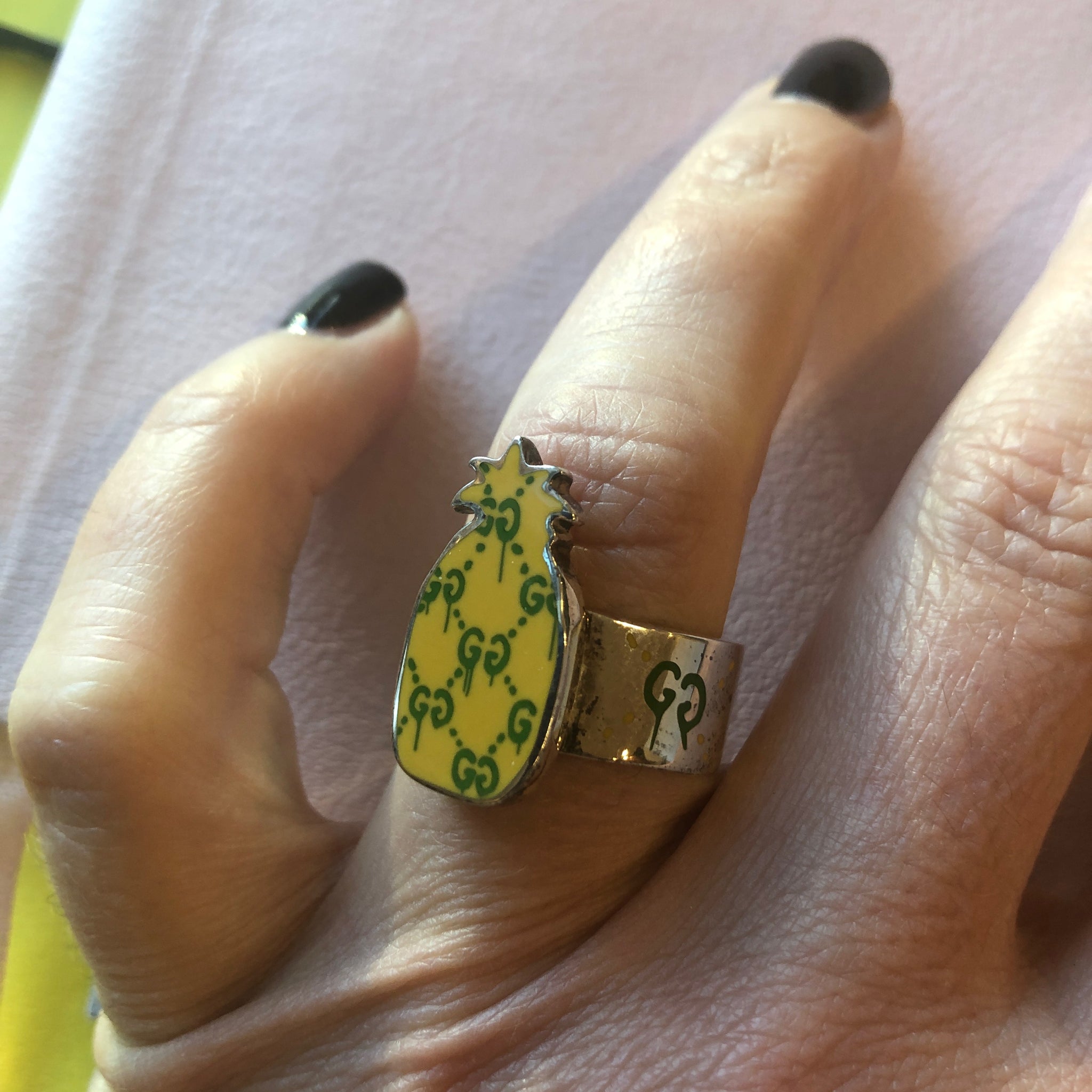 Detail Gucci Ghost Pineapple Ring Nomer 41