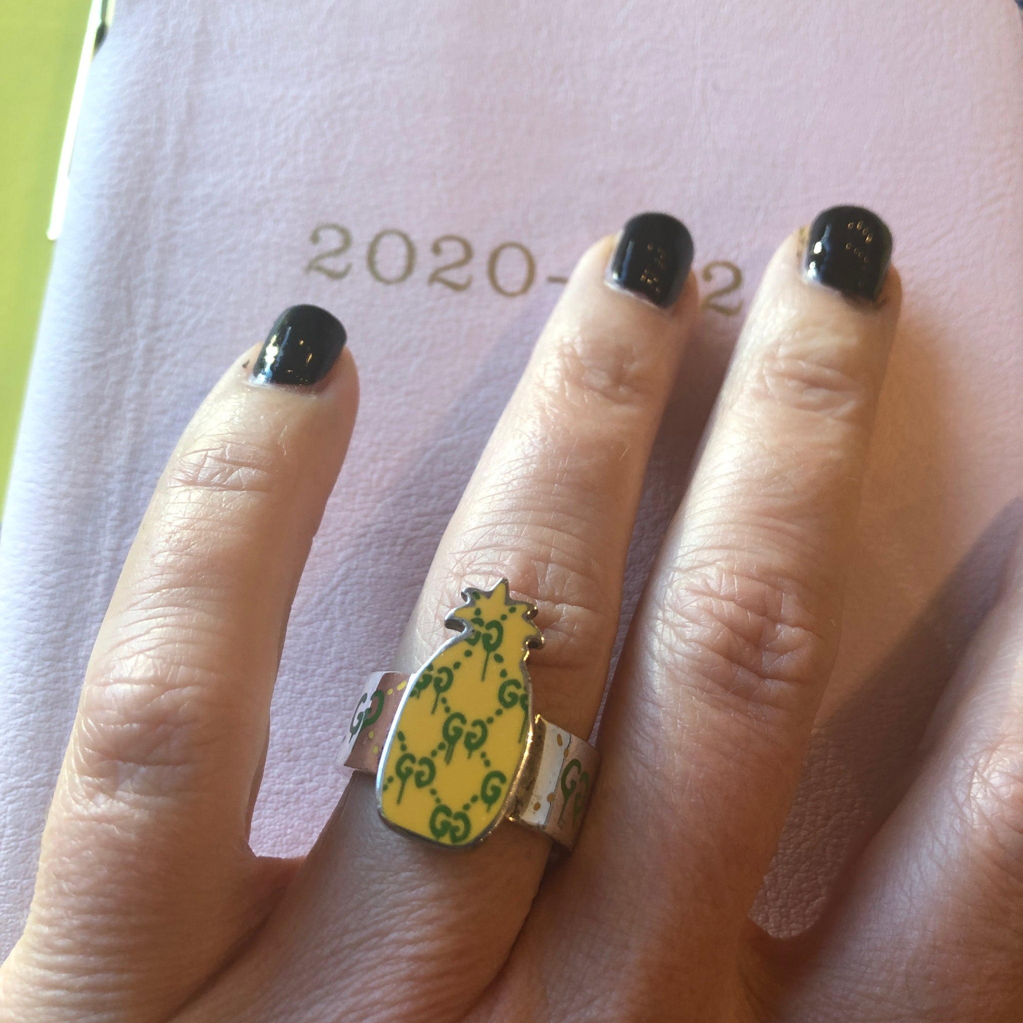 Detail Gucci Ghost Pineapple Ring Nomer 53