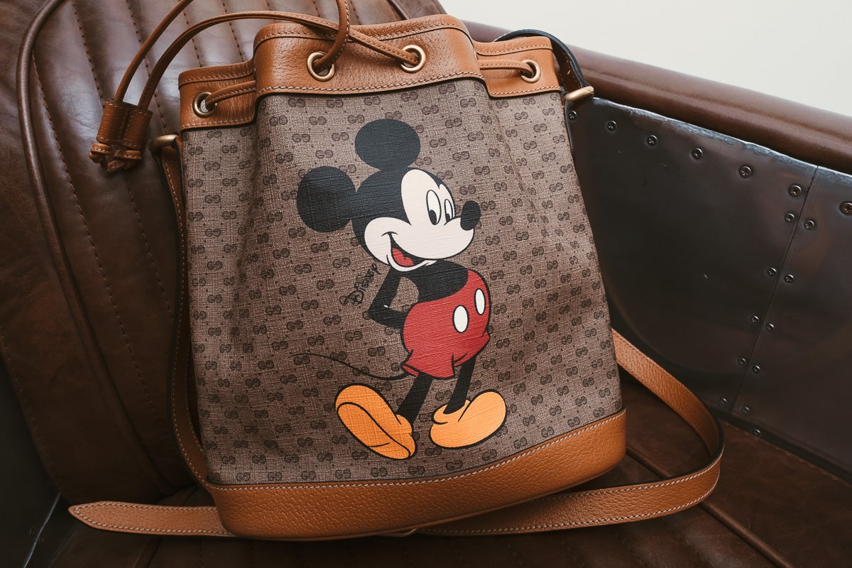 Detail Gucci Mickey Mouse Wallet Nomer 47