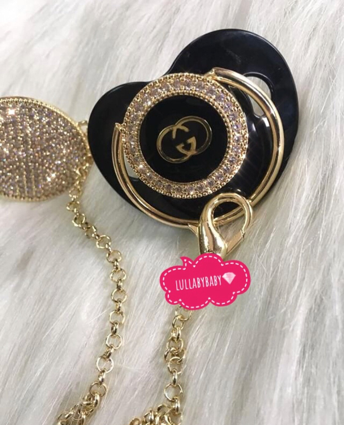 Detail Gucci Pacifier Clip Nomer 35