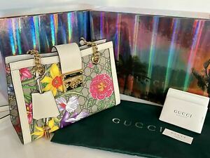 Detail Gucci Padlock Floral Bag Nomer 58