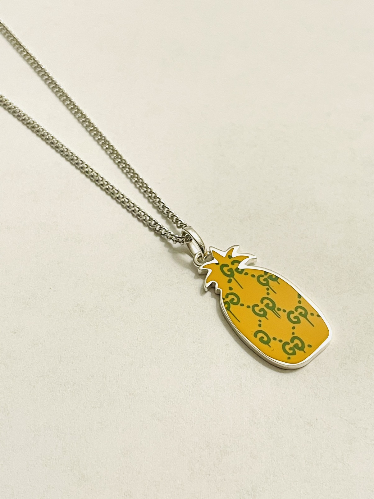 Detail Gucci Pineapple Necklace Nomer 37