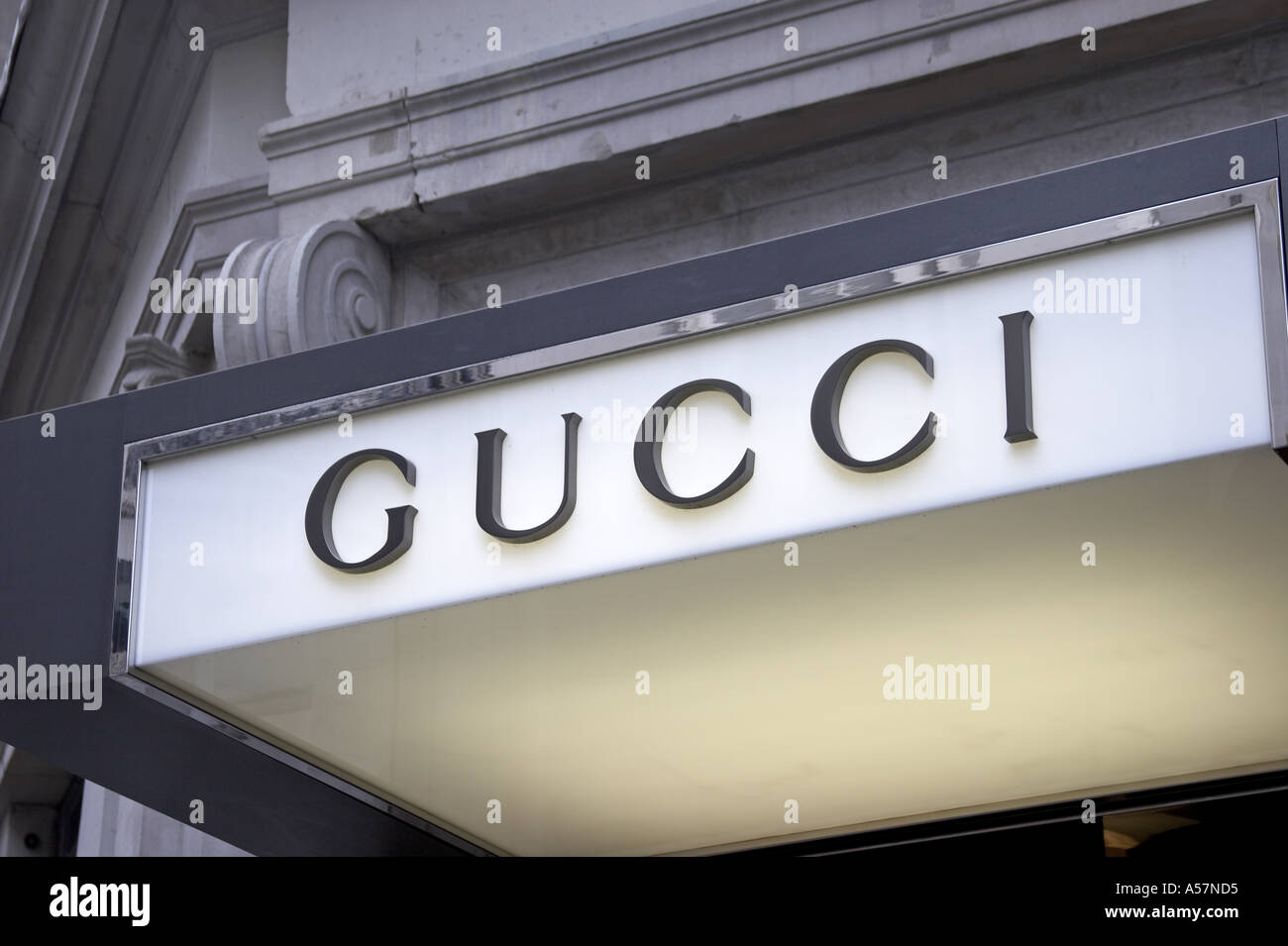 Detail Gucci Sign Logo Nomer 47