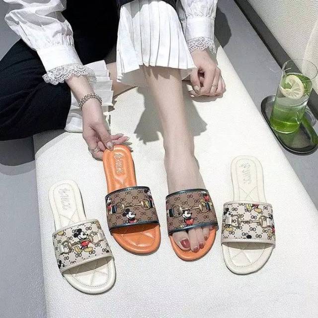 Detail Gucci Slides Mickey Mouse Nomer 43
