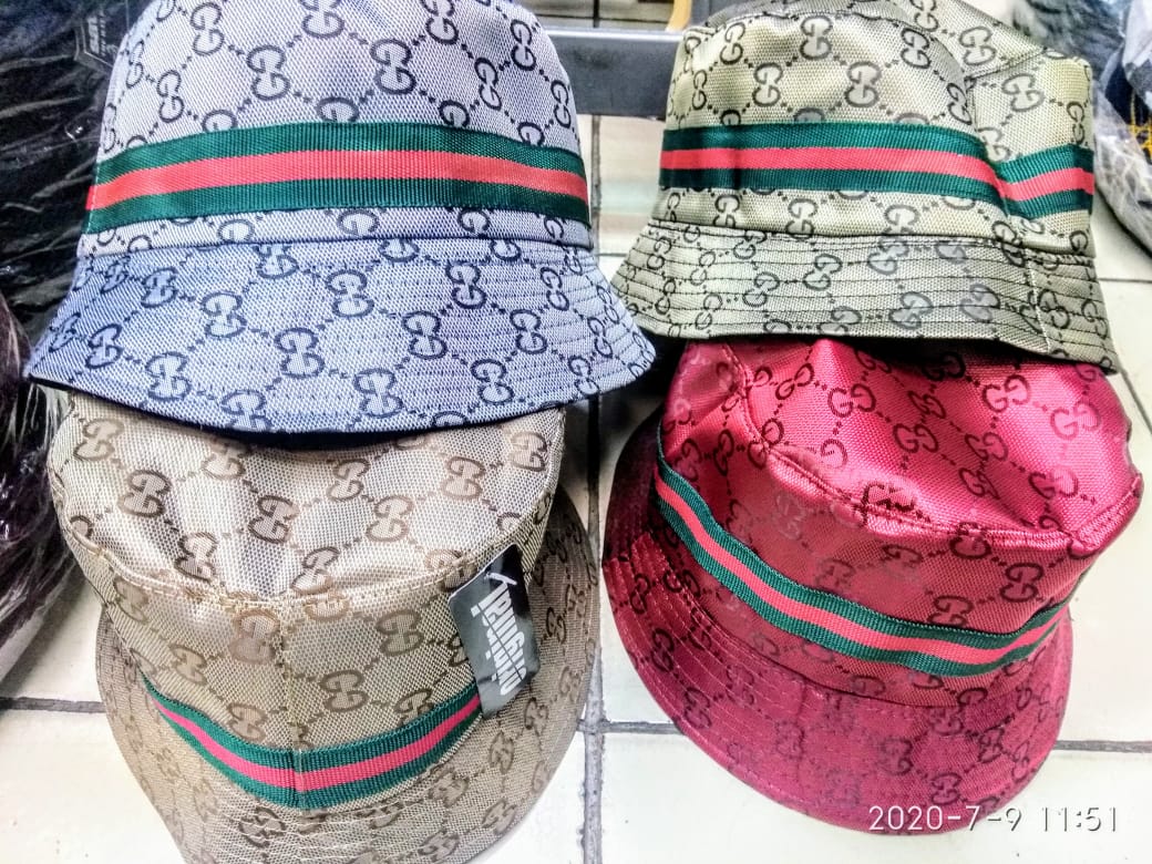Detail Gucci Strawberry Bucket Hat Nomer 9