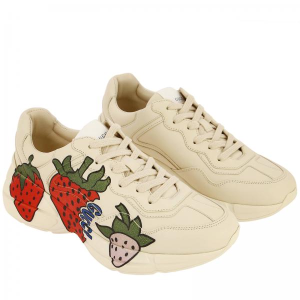 Detail Gucci Strawberry Tennis Shoes Nomer 27