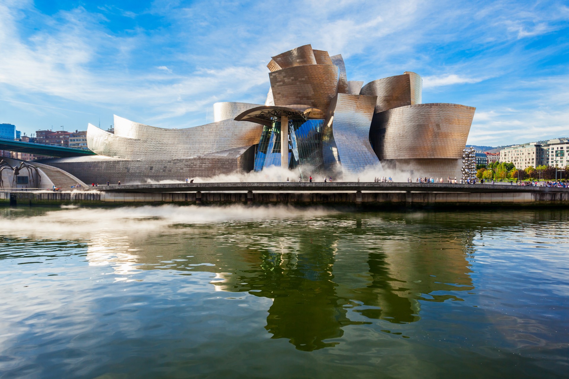 Detail Guggenheim Museum Di Bilbao Nomer 8