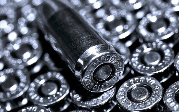 Detail Gun Bullet Wallpaper Nomer 26