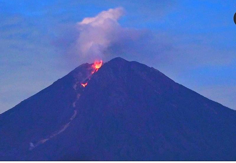 Detail Gunung Berapi Di Jawa Tengah Nomer 51