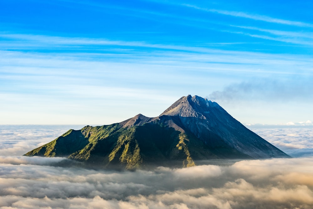 Detail Gunung Merapi Png Nomer 2