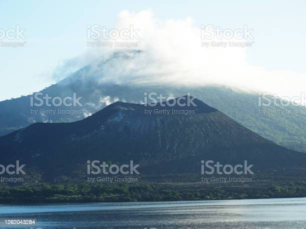 Detail Gunung Merapi Png Nomer 26