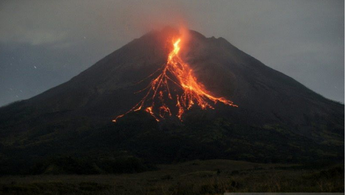 Detail Gunung Merapi Png Nomer 53