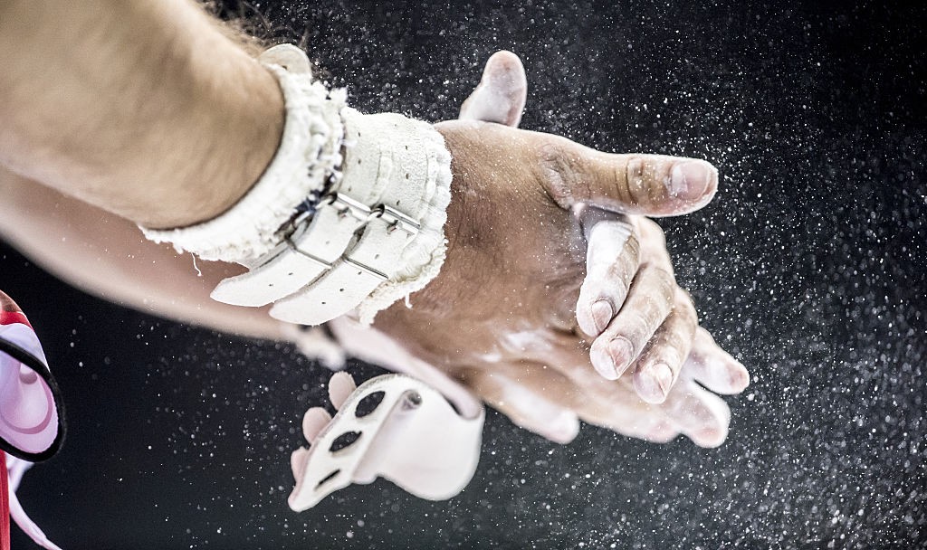 Detail Gymnastics Chalk Photos Nomer 37