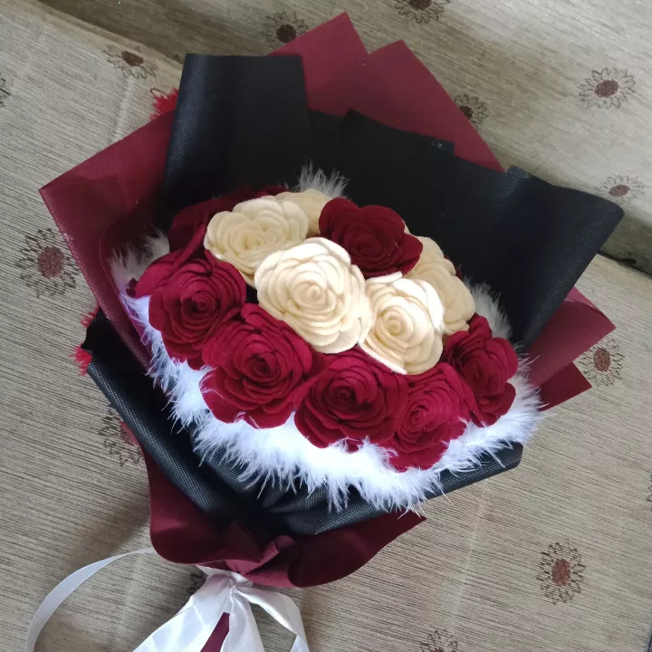 Detail Hadiah Bunga Mawar Nomer 17