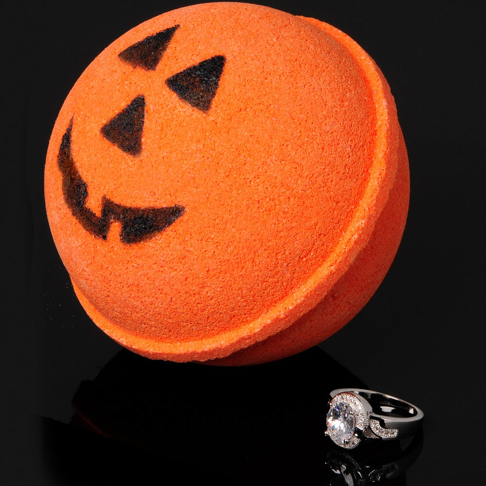 Detail Halloween Bath Bomb With Ring Nomer 2