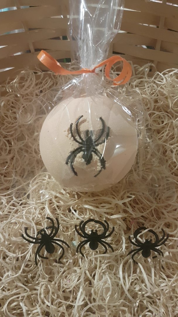 Detail Halloween Bath Bomb With Ring Nomer 40