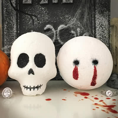 Detail Halloween Bath Bomb With Ring Nomer 10