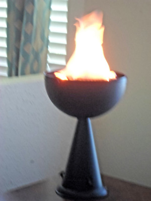 Detail Halloween Flaming Cauldron Nomer 5