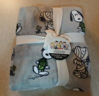 Detail Halloween Snoopy Blanket Nomer 18