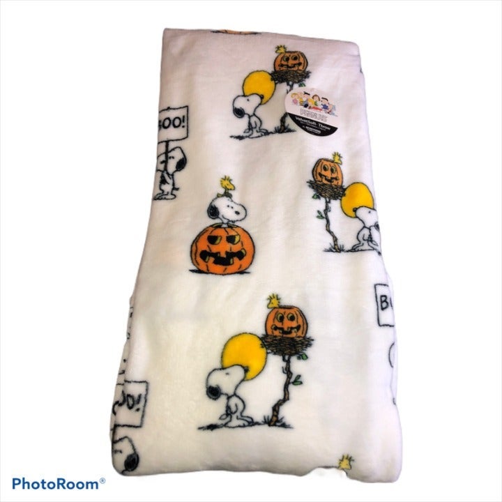 Detail Halloween Snoopy Blanket Nomer 41