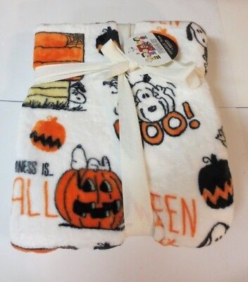 Detail Halloween Snoopy Blanket Nomer 57