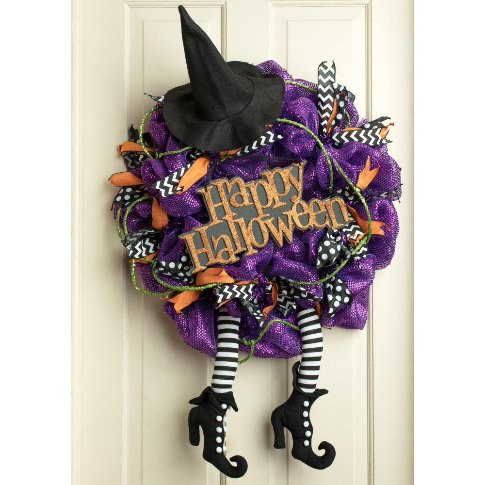 Detail Halloween Wreath With Witches Legs Nomer 9