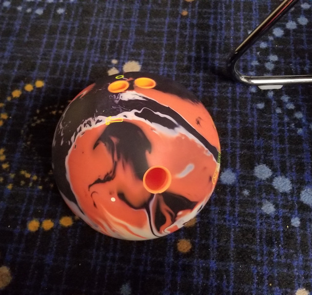 Detail Hammer Redemption Solid Bowling Ball Nomer 16