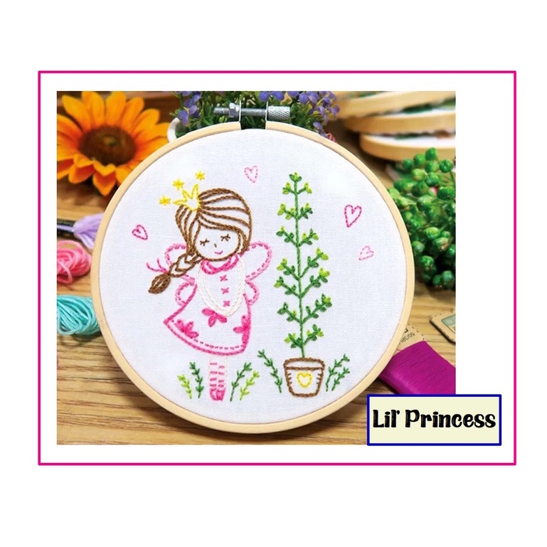 Detail Hand Embroidery Pattern Gambar Princess Hitam Putih Nomer 48