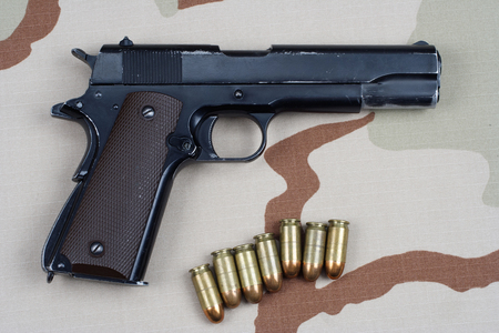 Detail Hand Gun Pic Nomer 45