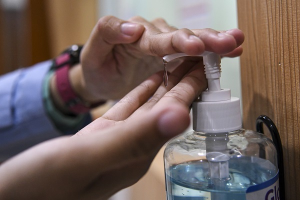 Detail Hand Sanitizer Yang Dipakai Rumah Sakit Nomer 18