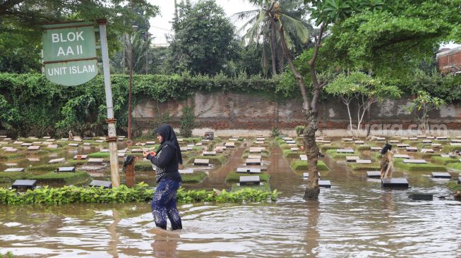 Detail Hantu Kepala Buntung Asli Nomer 42