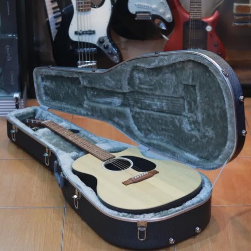 Detail Hardcase Gitar Akustik Nomer 4