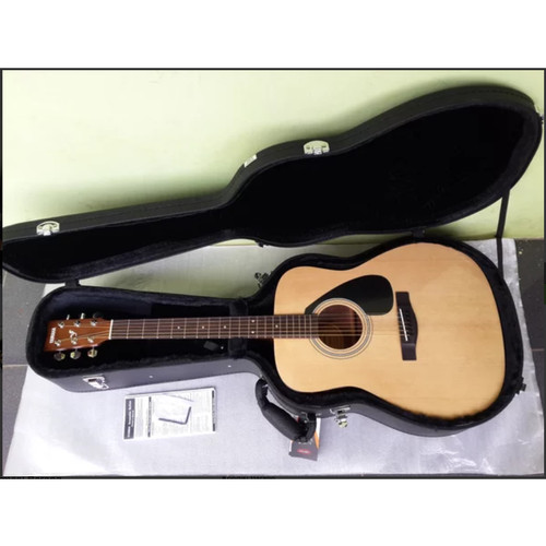 Detail Hardcase Gitar Akustik Nomer 47