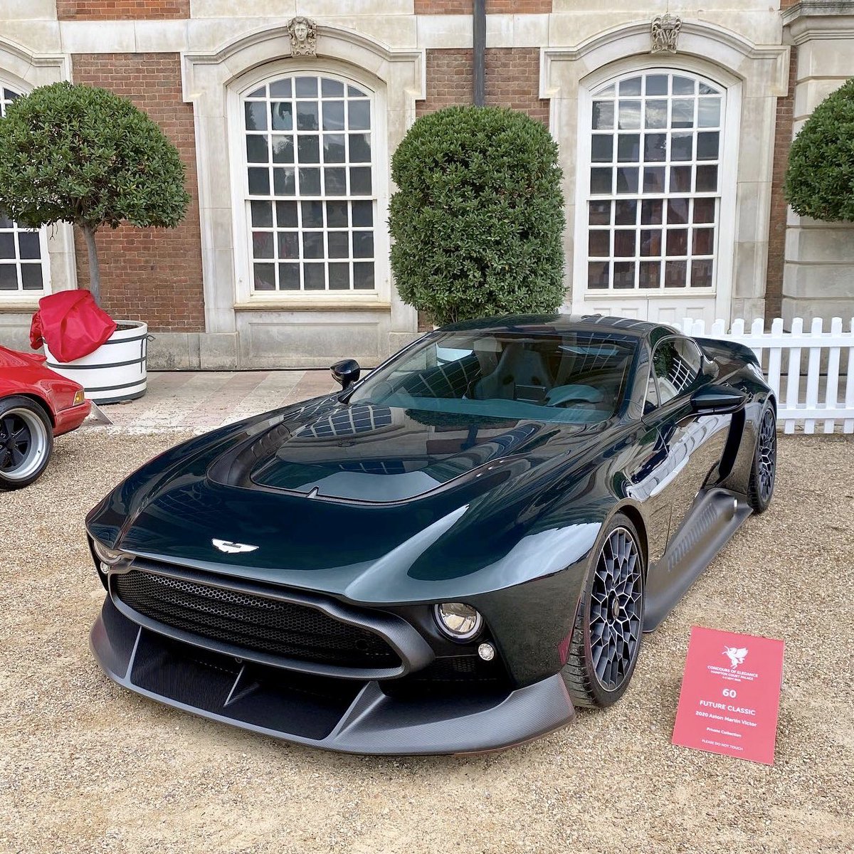Detail Harga Aston Martin Vulcan Nomer 27