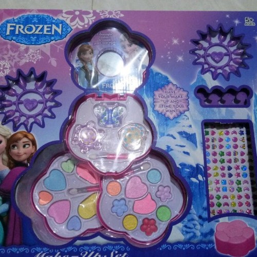 Detail Harga Mainan Make Up Frozen Nomer 15